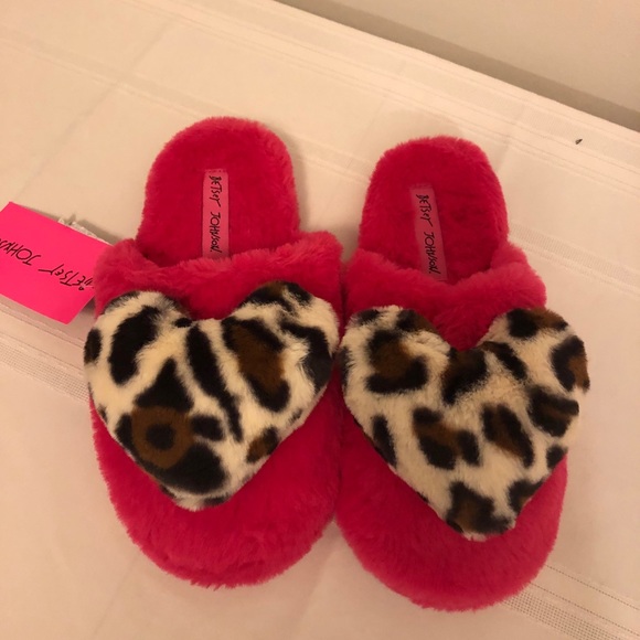 Betsey Johnson Shoes - NWT Betsey Johnson Slippers